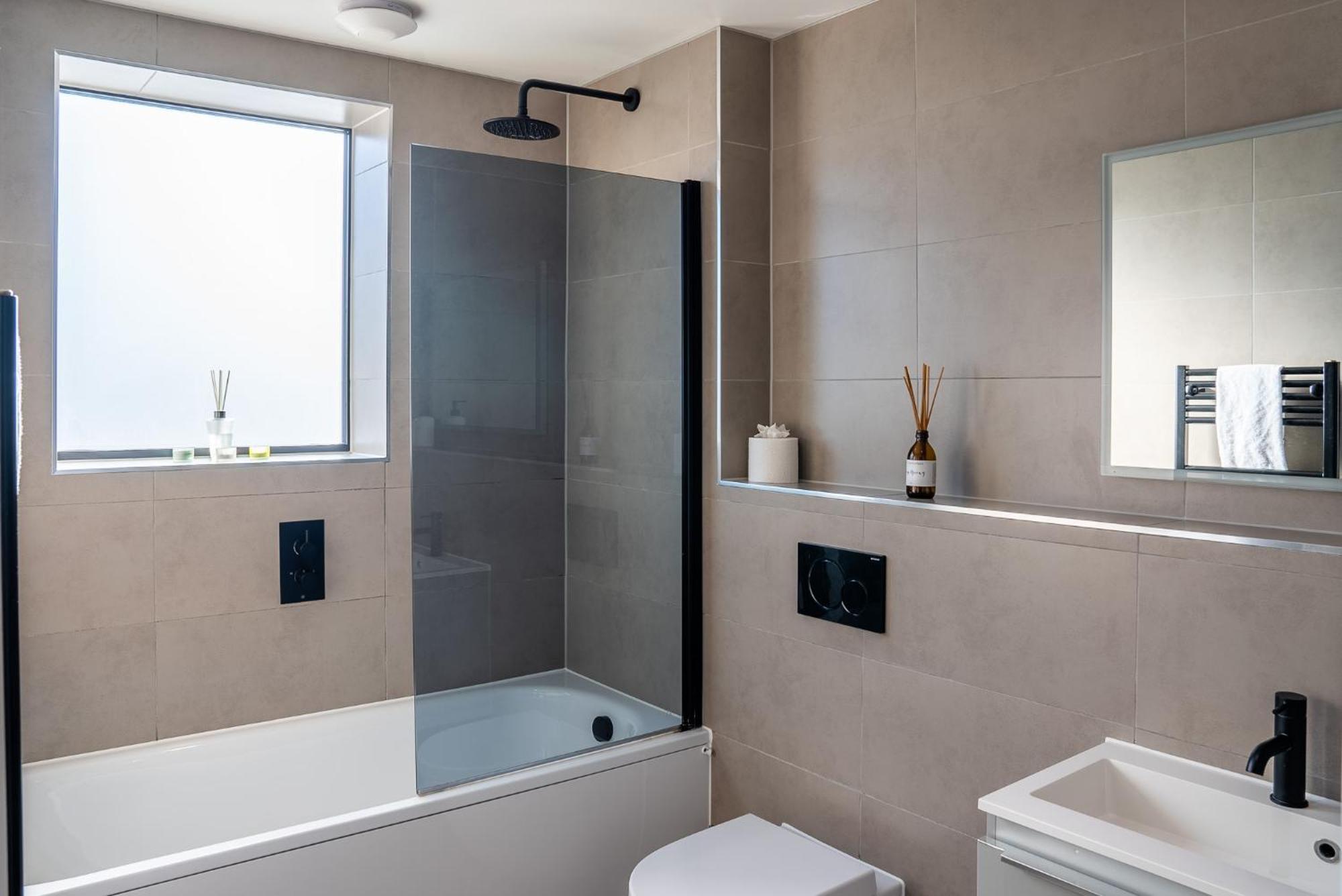 Beautiful Two Bedroom Harbour Side Apartment Poole Εξωτερικό φωτογραφία