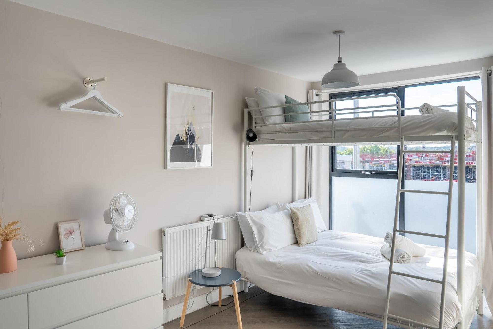 Beautiful Two Bedroom Harbour Side Apartment Poole Εξωτερικό φωτογραφία